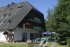 Отель Backhof Helmle в городе Брайтнау, Германия