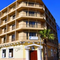 Отель The Seven Apartments St Julians в городе Сейнт Джулианс, Мальта