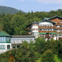 Отель Kurhotel Vollererhof - Gesundheitszentrum в городе Пух-Халлайн, Австрия