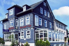Отель Hotel Burghof Oberweissbach в городе Обервайсбах, Германия