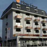 Отель Hogerhuys в городе Нордвейк, Нидерланды