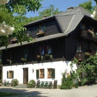Отель Haus Kofer-Ille в городе Пёрчах-ам-Вёртерзе, Австрия