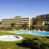 Отель Axis Ofir Beach Resort Hotel в городе Эшпозенди, Португалия