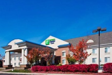 Отель Holiday Inn Express Hotel & Suites Waterford в городе Уотерфорд, США