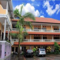 Отель Baru Dua Beach Hotel and Restaurant в городе Баньюванги, Индонезия