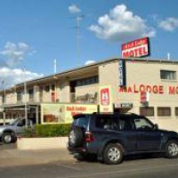 Отель A & A Lodge Motel Emerald в городе Эмеральд, Австралия