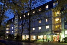 Отель Hoppegarten/Hoppegarten Berlin Hotel в городе Хоппегартен, Германия