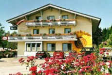 Отель Sportpension Sonnhof в городе Таксенбах, Австрия