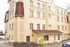 Отель Hotel Bialy Dworek Rumia в городе Румя, Польша