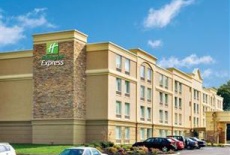 Отель Holiday Inn Express Hotel & Suites West Long Branch в городе Уэст Лонг Бранч, США