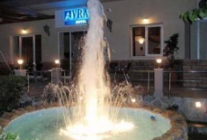 Отель Hotel Avra Kamena Vourla в городе Камена Вурла, Греция