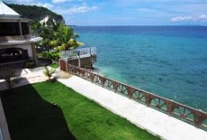 Отель Brumini Morning Breeze Terrace Resort в городе Болжун, Филиппины