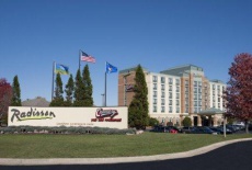 Отель Radisson Hotel & Conference Center Kenosha в городе Уинтроп Харбор, США