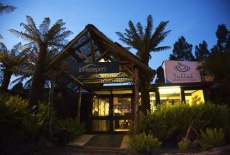 Отель Tullah Lakeside Lodge в городе Талла, Австралия