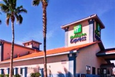 Отель Holiday Inn Express Green Valley в городе Sahuarita, США