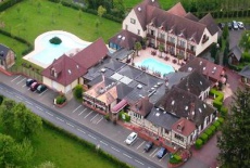 Отель Le Clos Deauville Saint Gatien в городе Сен-Гатьен-де-Буа, Франция