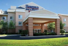 Отель Fairfield Inn & Suites Charleston North / Elms Center в городе Ладсон, США