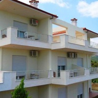 Отель Lofos Vourvourou Apartments в городе Вурвуру, Греция