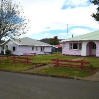 Отель Cottages At Tarraleah Tarraleah в городе Тарралиа, Австралия