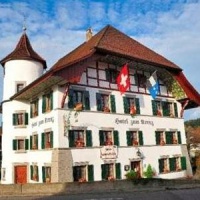 Отель Hotel Zum Kreuz Aarau в городе Зур, Швейцария