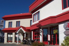 Отель Auberge L'Ambassadeur в городе Amqui, Канада