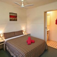 Отель Beachcomber Motel and Apartments в городе Аполло Бэй, Австралия