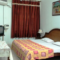 Отель Hotel the Holiday Home в городе Ришикеш, Индия