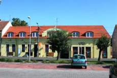 Отель Galeria Panzio в городе Шарвар, Венгрия