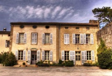 Отель Hostellerie Du Chateau De La Pomarede в городе Ла-Помаред, Франция