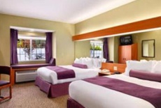 Отель GuestHouse Inn & Suites Elma в городе Элма, США