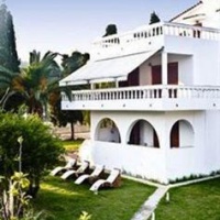 Отель Alcestis Villas в городе Трулос, Греция
