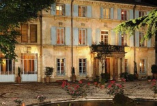 Отель Manoir Du Domaine Le Roure Hotel Chateauneuf-du-Rhone в городе Шатонёф-дю-Рон, Франция