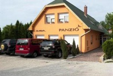 Отель Szandra Panzio в городе Фельшеэрш, Венгрия