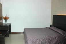 Отель Hotel Status Club в городе Уннао, Индия