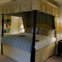 Отель Loch Lomond Arms Hotel в городе Ласс, Великобритания