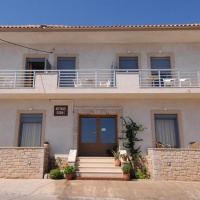 Отель Kritikos Apartments в городе Монемвасия, Греция