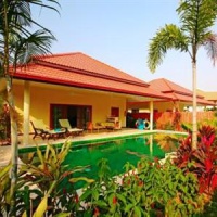 Отель Thai Thani Pool Villa Resort Pattaya в городе Банг-Ламунг, Таиланд