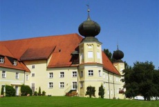 Отель Klosterhof St Salvator в городе Бад-Грисбах, Германия