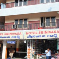 Отель Srinivasa Hotel в городе Тирупати, Индия