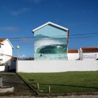 Отель SurfMoments House & School в городе Пенише, Португалия