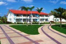 Отель Playa Pesquero Hotel Rafael Freyre в городе Playa Pesquero, Куба