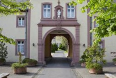 Отель Kloster Steinfeld Gastehaus в городе Неттерсхайм, Германия
