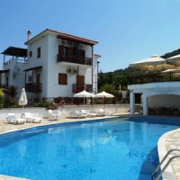 Отель Seralis Hotel в городе Afyssos, Греция