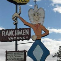 Отель Ranchmen Motel в городе Медисин-Хат, Канада