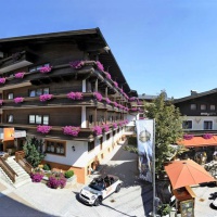 Отель Eva Village в городе Saalbach, Австрия