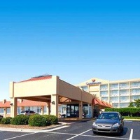 Отель Comfort Inn On The Ocean в городе Килл-Девил-Хиллз, США