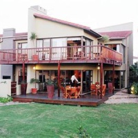 Отель Supertubes Guesthouse Jeffreys Bay в городе Джефрис-Бей, Южная Африка