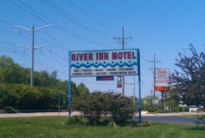 Отель River Inn Fox River Grove в городе Фокс Ривер Гров, США