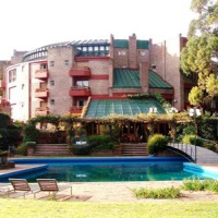 Отель Hotel Del Bosque Pinamar в городе Пинамар, Аргентина