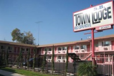 Отель Town Lodge в городе Сан-Бернардино, США